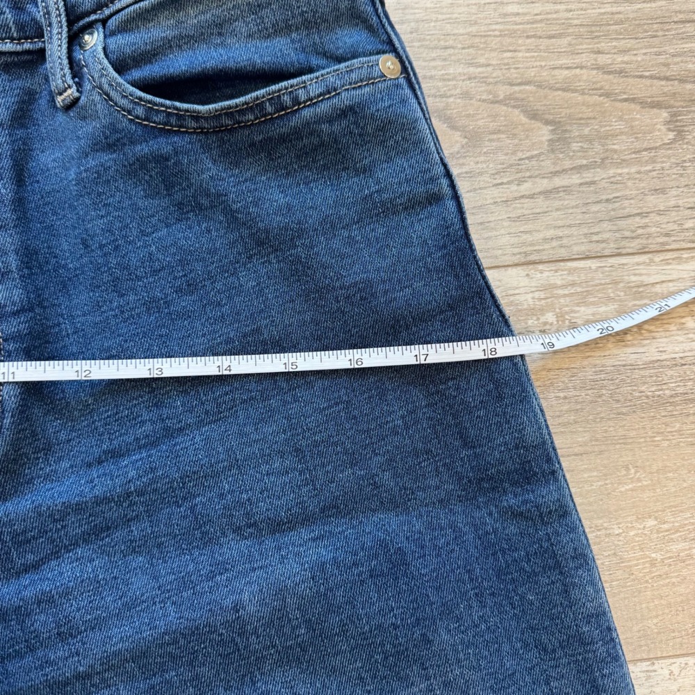 Banana Republic Wide Leg Jeans Quiet Luxury Minimalist Women 27 Dark Blue Denim - Picture 3 of 12
